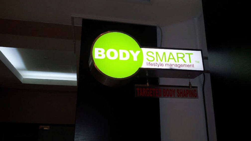 Body Smart Blade Signage