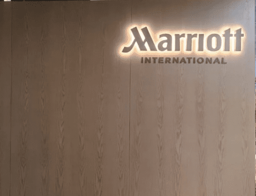 Marriott Jewel of the Creek – Execution of wayfinding works for parking column painting