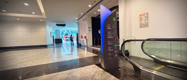Oasis Centre <br>Comprehensive Retail Wayfinding & Brand Identity